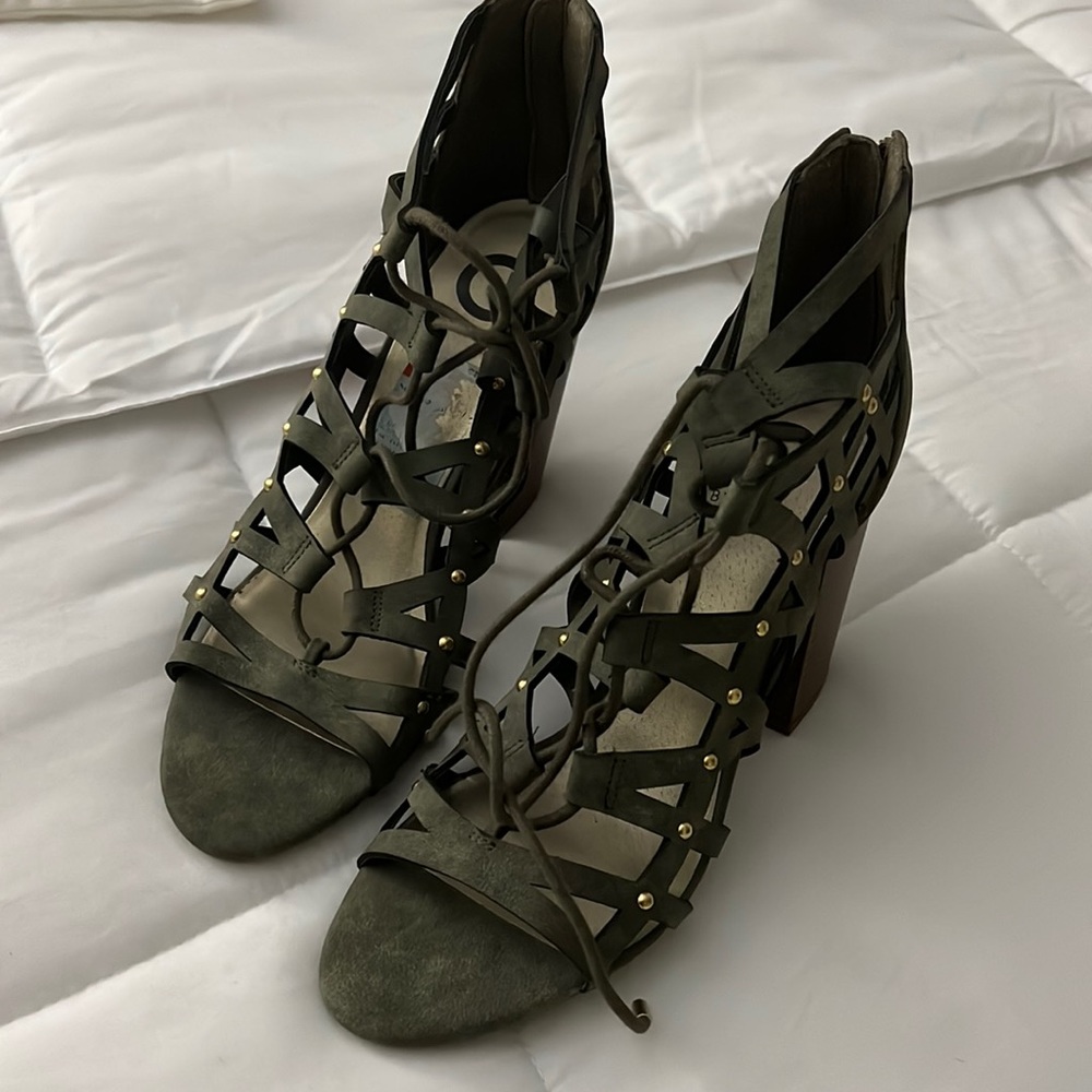 Shoes 👠 G By guesss nueva sin usar , súper cómoda